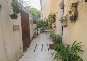 Foto 1 de Apartamento com 3 Quartos à venda, 82m² em Rio Comprido, Rio de Janeiro