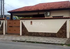 Foto 1 de Casa com 3 Quartos à venda, 140m² em Parque Corrientes, Campos dos Goytacazes