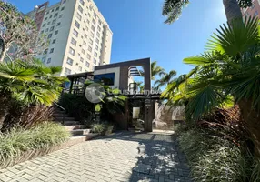 Foto 1 de Apartamento com 3 Quartos para alugar, 64m² em Campo Comprido, Curitiba