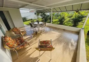 Foto 1 de Casa com 3 Quartos à venda, 180m² em Lamenha Grande, Almirante Tamandaré