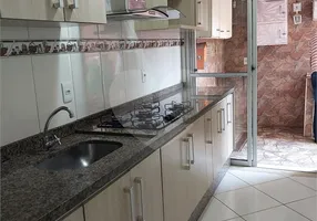 Foto 1 de Apartamento com 2 Quartos à venda, 49m² em Vila Menck, Osasco