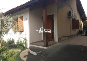 Foto 1 de Casa com 3 Quartos à venda, 96m² em São Sebastião, Porto Alegre