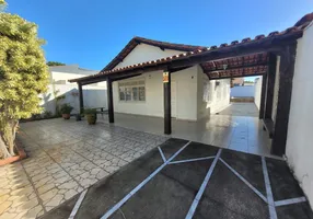 Foto 1 de Casa com 3 Quartos à venda, 210m² em Vila Blanche, Cabo Frio