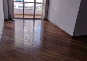 Foto 1 de Apartamento com 3 Quartos para alugar, 80m² em Icaraí, Niterói
