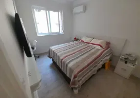 Foto 1 de Kitnet com 1 Quarto à venda, 35m² em Copacabana, Rio de Janeiro