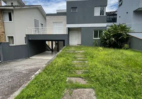 Foto 1 de Casa de Condomínio com 3 Quartos para alugar, 300m² em Arujá 5, Arujá