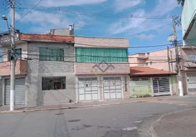 Foto 1 de Sobrado com 3 Quartos à venda, 280m² em Calmon Viana, Poá