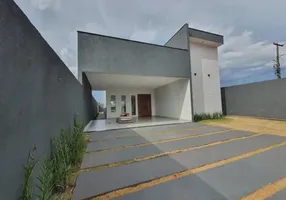 Foto 1 de Casa com 3 Quartos à venda, 400m² em Água Verde, Curitiba