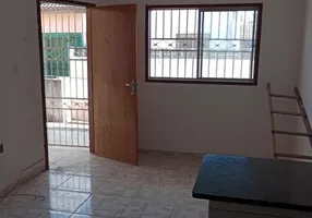 Foto 1 de Casa com 2 Quartos para venda ou aluguel, 90m² em Sao Caetano, Salvador