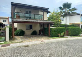 Foto 1 de Casa com 4 Quartos para alugar, 200m² em Buraquinho, Lauro de Freitas