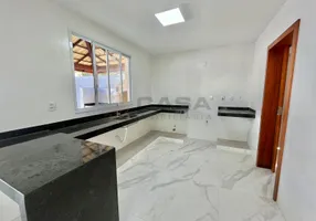 Foto 1 de Casa com 3 Quartos à venda, 300m² em Manguinhos, Serra