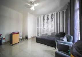 Foto 1 de Casa com 4 Quartos à venda, 150m² em Vila Regente Feijó, São Paulo