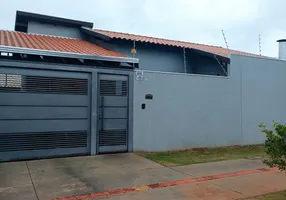 Foto 1 de Casa com 3 Quartos à venda, 180m² em Vila Nasser, Campo Grande