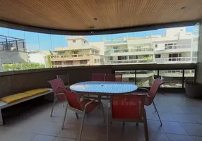 Foto 1 de Apartamento com 4 Quartos à venda, 200m² em Recreio Dos Bandeirantes, Rio de Janeiro