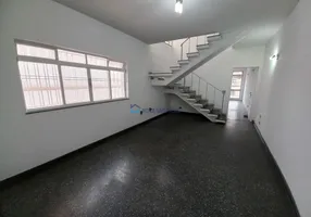 Foto 1 de Sobrado com 4 Quartos à venda, 264m² em Saúde, São Paulo