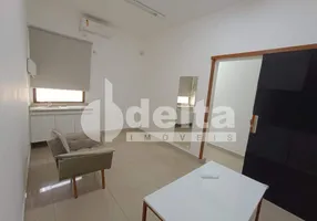 Foto 1 de Sala Comercial para alugar, 12m² em Centro, Uberlândia