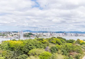 Foto 1 de Cobertura com 2 Quartos à venda, 210m² em Centro, Florianópolis