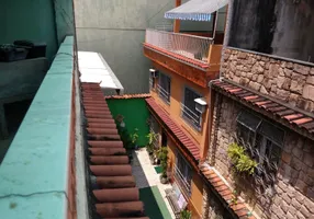 Foto 1 de Casa com 3 Quartos à venda, 180m² em Brás de Pina, Rio de Janeiro