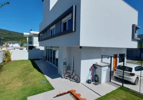 Foto 1 de Casa com 4 Quartos à venda, 230m² em Vargem Grande, Florianópolis