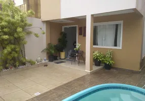 Foto 1 de Casa de Condomínio com 3 Quartos à venda, 270m² em Itapuã, Salvador