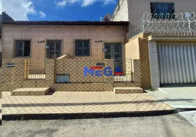 Foto 1 de Casa com 1 Quarto para alugar, 41m² em Amadeu Furtado, Fortaleza