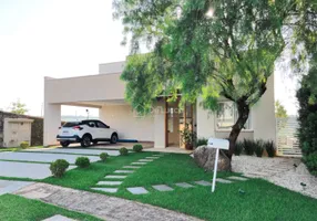 Foto 1 de Casa de Condomínio com 4 Quartos para venda ou aluguel, 328m² em Loteamento Alphaville Campinas, Campinas