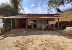 Foto 1 de Fazenda/Sítio com 2 Quartos à venda, 130m² em Zona Rural, São João do Itaperiú