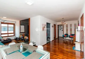 Foto 1 de Apartamento com 3 Quartos à venda, 90m² em Rio Branco, Porto Alegre