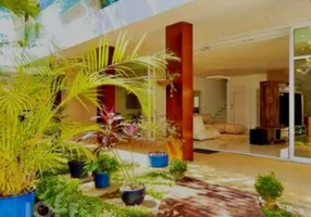 Foto 1 de Casa de Condomínio com 4 Quartos à venda, 530m² em Santo Amaro, São Paulo