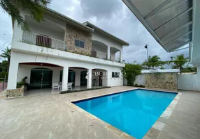 Foto 1 de Casa de Condomínio com 4 Quartos para alugar, 378m² em Jardim Acapulco , Guarujá