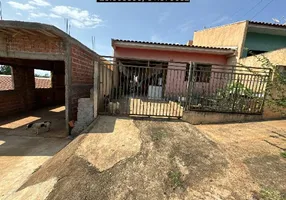 Foto 1 de Casa com 2 Quartos à venda, 140m² em , Cambira