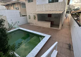 Foto 1 de Casa de Condomínio com 4 Quartos à venda, 300m² em  Parque Jockey Clube, Lauro de Freitas