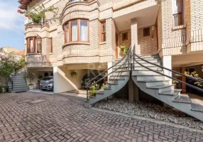 Foto 1 de Casa de Condomínio com 3 Quartos à venda, 203m² em Cristal, Porto Alegre