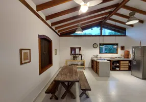 Foto 1 de Sobrado com 2 Quartos para alugar, 170m² em Costa Bela, Ilhabela