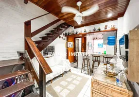 Foto 1 de Casa com 3 Quartos à venda, 80m² em Peró, Cabo Frio