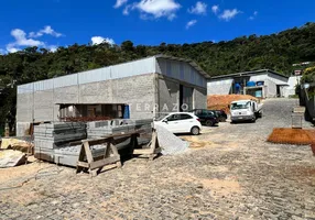 Foto 1 de Galpão/Depósito/Armazém à venda, 640m² em Meudon, Teresópolis