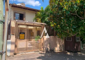 Foto 1 de Casa com 5 Quartos à venda, 212m² em Menino Deus, Porto Alegre