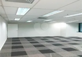 Foto 1 de Prédio Comercial para venda ou aluguel, 775m² em Butantã, São Paulo