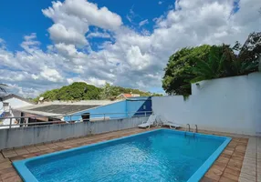 Foto 1 de Casa com 4 Quartos à venda, 316m² em Vila Marumby, Maringá