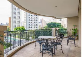 Foto 1 de Apartamento com 5 Quartos à venda, 308m² em Moema, São Paulo