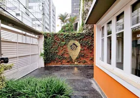 Foto 1 de Casa com 3 Quartos à venda, 220m² em Jardim Paulistano, São Paulo