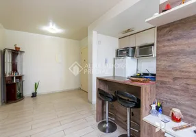 Foto 1 de Apartamento com 2 Quartos à venda, 46m² em Camaquã, Porto Alegre
