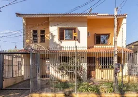 Foto 1 de Casa com 4 Quartos para alugar, 320m² em Vila Ipiranga, Porto Alegre