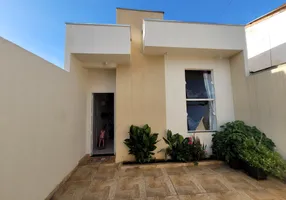 Foto 1 de Casa com 2 Quartos à venda, 65m² em Parque Rosa e Silva, Sumaré
