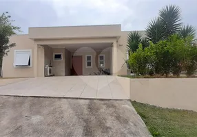Foto 1 de Casa de Condomínio com 3 Quartos à venda, 263m² em Serra da Cantareira, Mairiporã