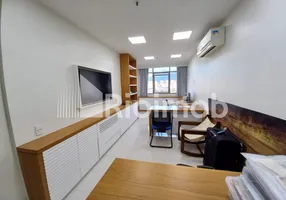 Foto 1 de Sala Comercial à venda, 30m² em São Cristóvão, Rio de Janeiro