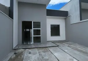 Foto 1 de Casa com 2 Quartos à venda, 150m² em Mangabeira, Feira de Santana
