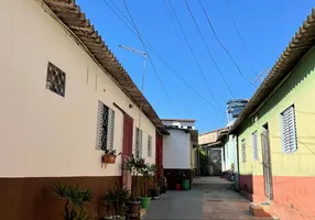 Foto 1 de Casa com 2 Quartos à venda, 300m² em Setor Norte Ferroviario, Goiânia