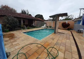 Foto 1 de Casa com 4 Quartos à venda, 300m² em Lake View, Araruama