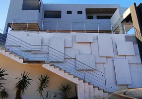 Foto 1 de Casa com 4 Quartos à venda, 340m² em Gran Royalle, Lagoa Santa